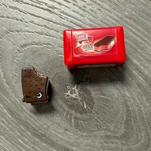 Shopkins Neapolitan Ice Cream Sandwich